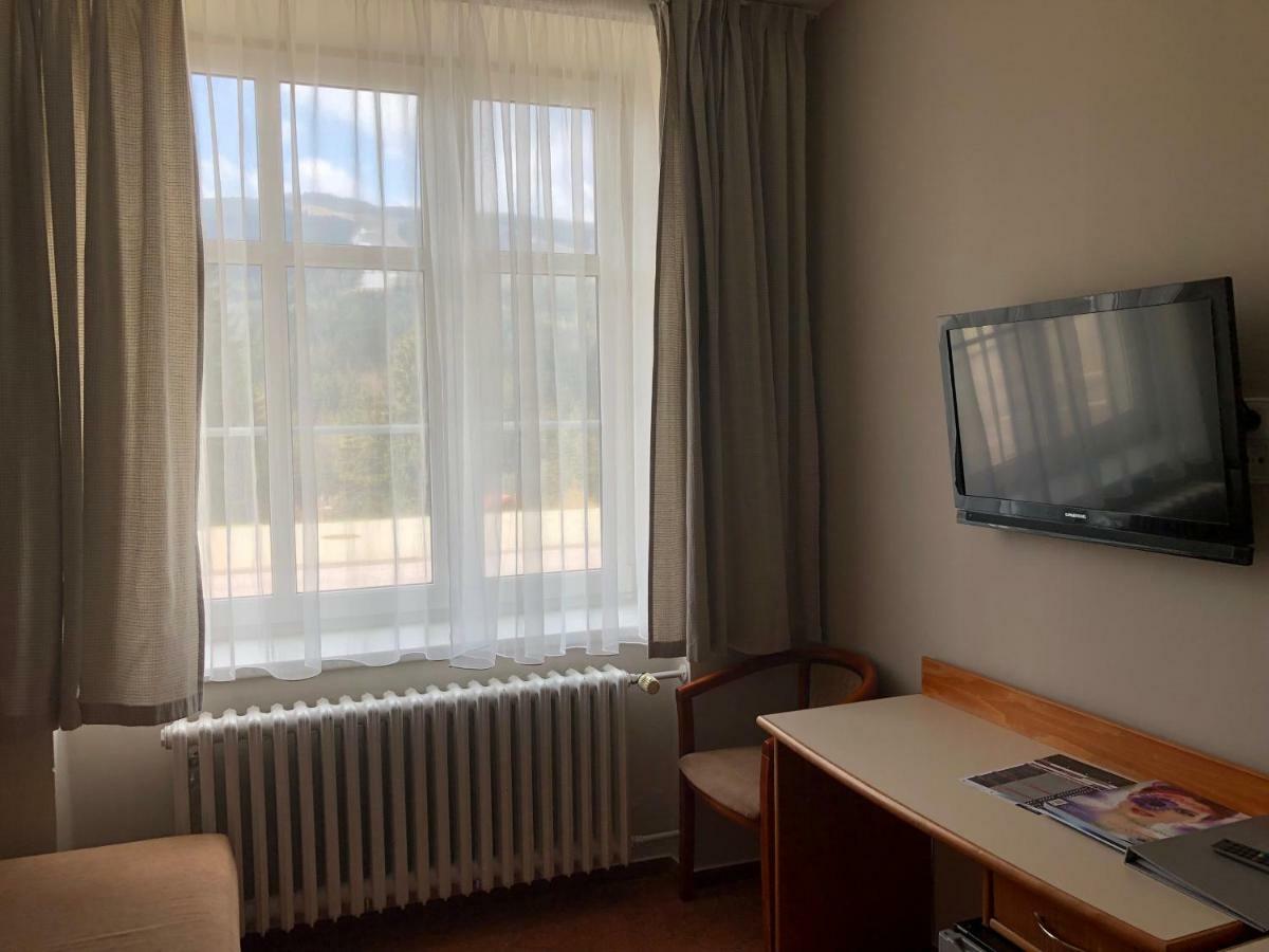 Hotel Snezka Spindleruv Mlyn Exterior foto
